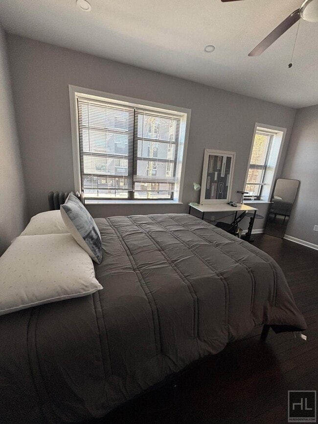 Building Photo - RICHMOND TERRACE