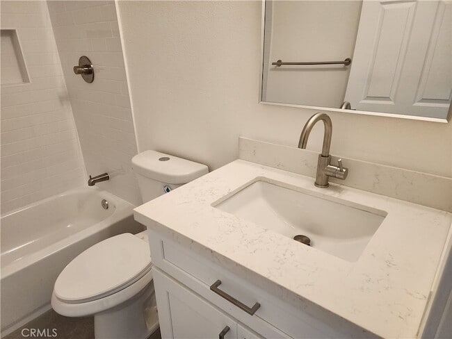 Building Photo - 9731 Joyzelle Dr