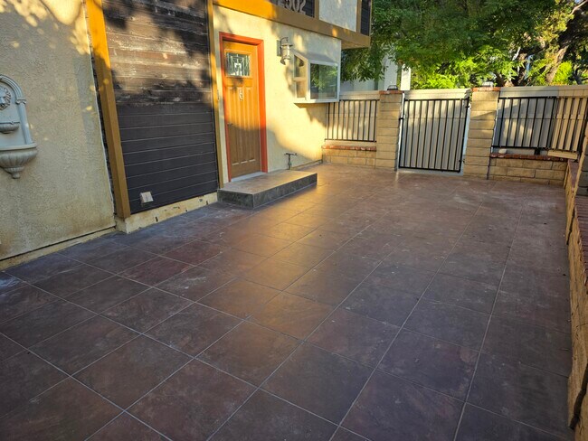 Foto del edificio - 2502 28th St