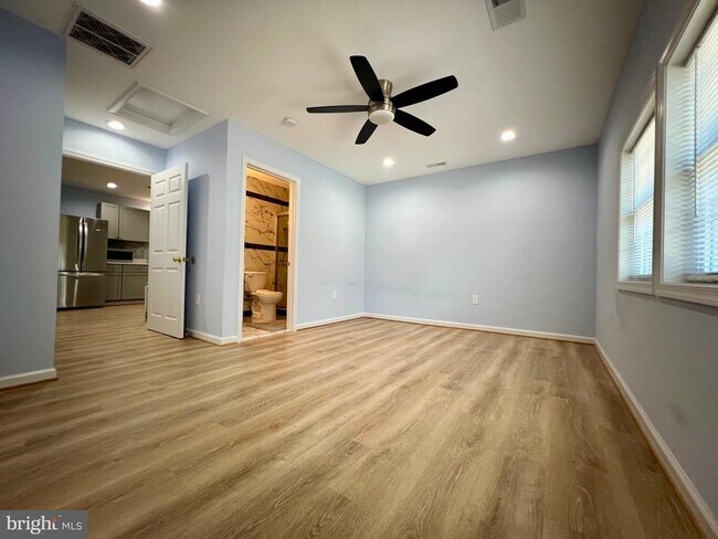 Building Photo - 8513 Clydesdale Rd