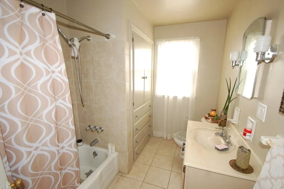 Foto principal - 407 Old Shay Ln