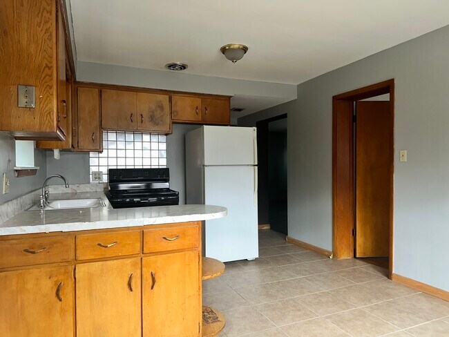 Foto del edificio - 6151 76th Ave