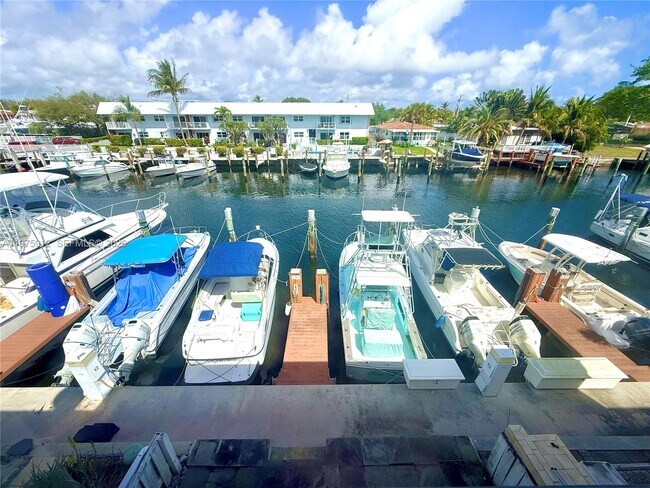 Foto del edificio - 2533 NE 15th St