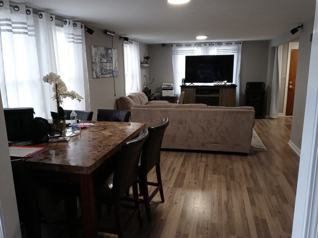 15 Beulah St Unit 1, Framingham, MA 01701 Condo for Rent in