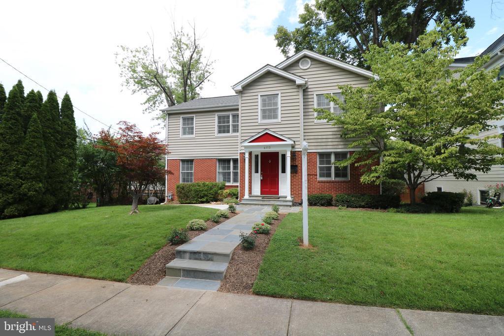 Foto principal - 6113 Dunleer Ct