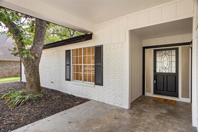 Foto del edificio - 8735 S Monticello Cir