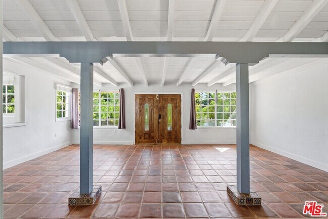 Foto del edificio - 10440 Johanna Ave