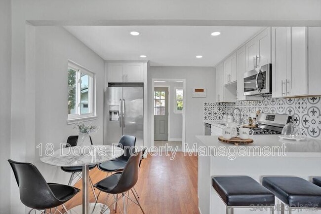 Building Photo - 350 Orange Ave