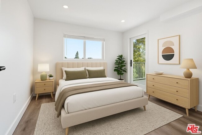 Building Photo - 1431 S Sherbourne Dr