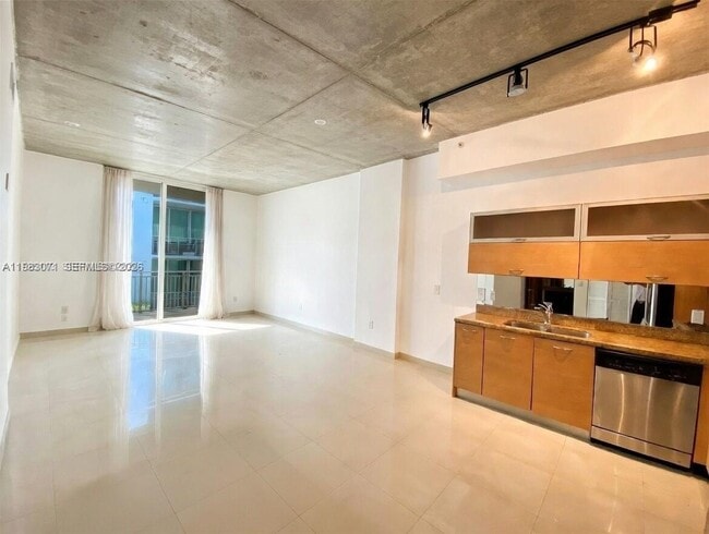 Building Photo - 2275 Biscayne Blvd