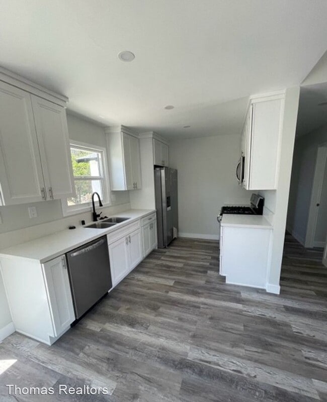 Building Photo - 3 br, 2 bath House - 3363 A Street