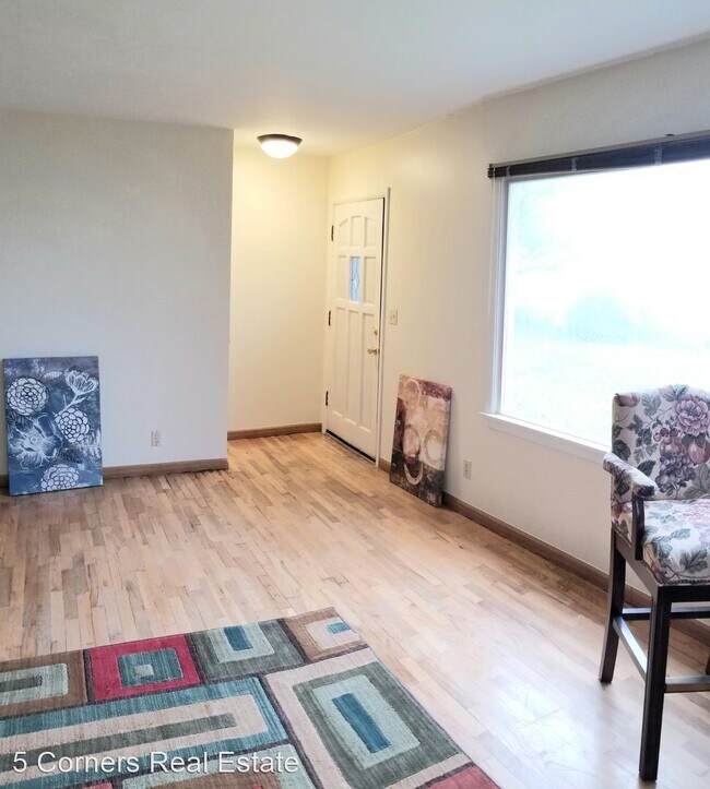 Building Photo - 2 br, 1 bath House - 7540 122nd Ave NE