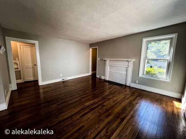 Building Photo - *** MOVE IN SPECIAL*** Greensboro 3 Bedroo...