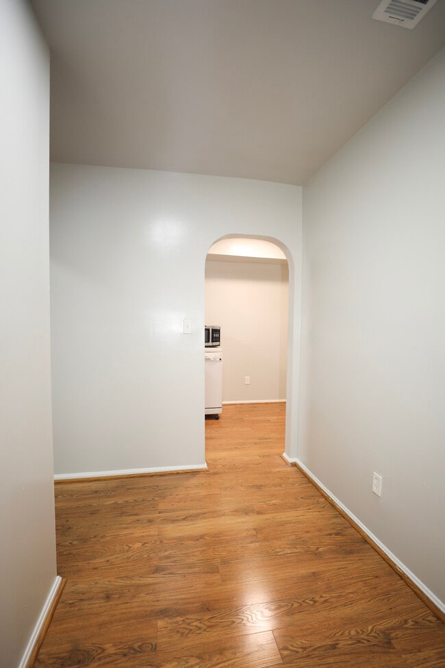 Foto del edificio - 1305 Orren St NE