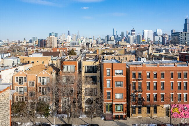 Aerial Photo - 611 N Noble St