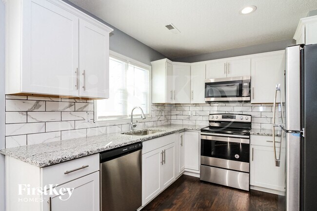 Building Photo - 701 Hampton Way Dr