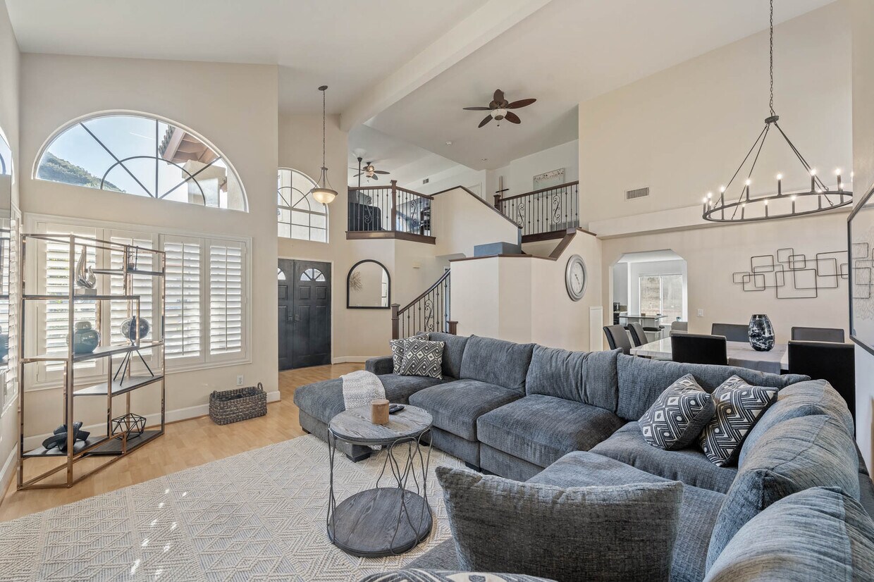 Foto principal - 27813 Firebrand Dr