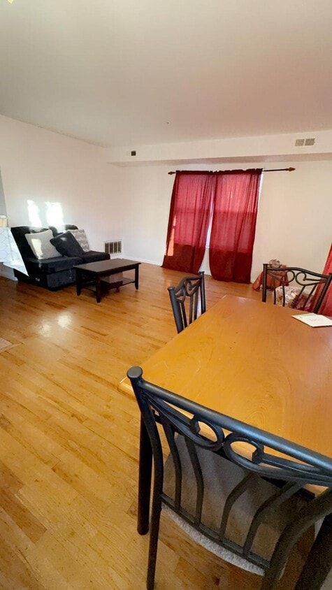 living room - 360 Sip Ave