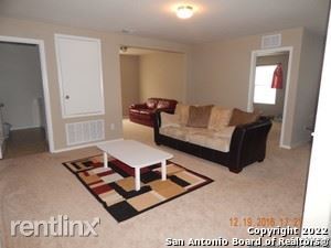 Building Photo - 3 br, 3 bath House - 438 Walnut Crst