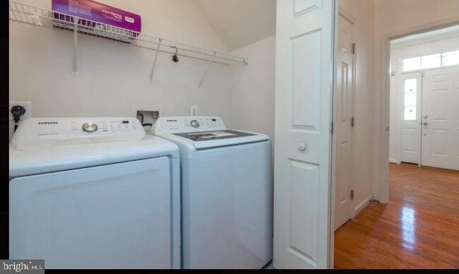 Building Photo - 46801 Sweet Birch Terrace