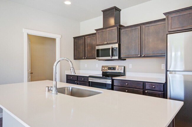 Building Photo - 4bd 2.5ba in LSSD - $500 RENT CREDIT & NO ...