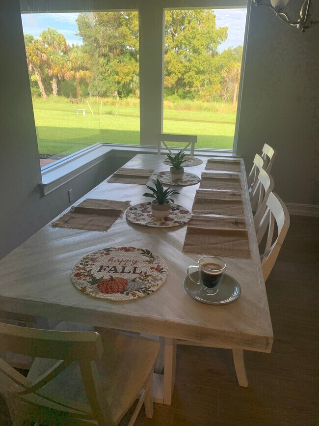 Foto del edificio - 2181 Hickeys Creekside Dr