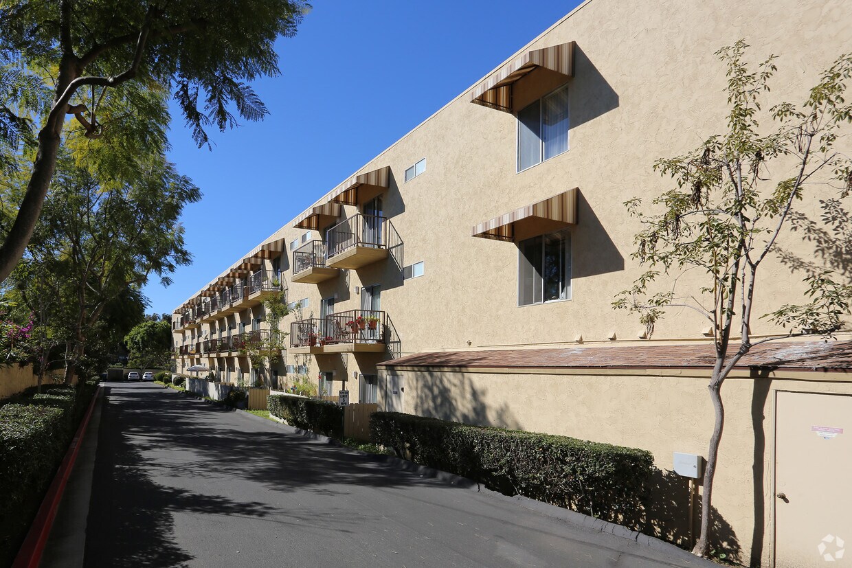 Tyler Court Apartment Apartments in Carlsbad CA Apartments com