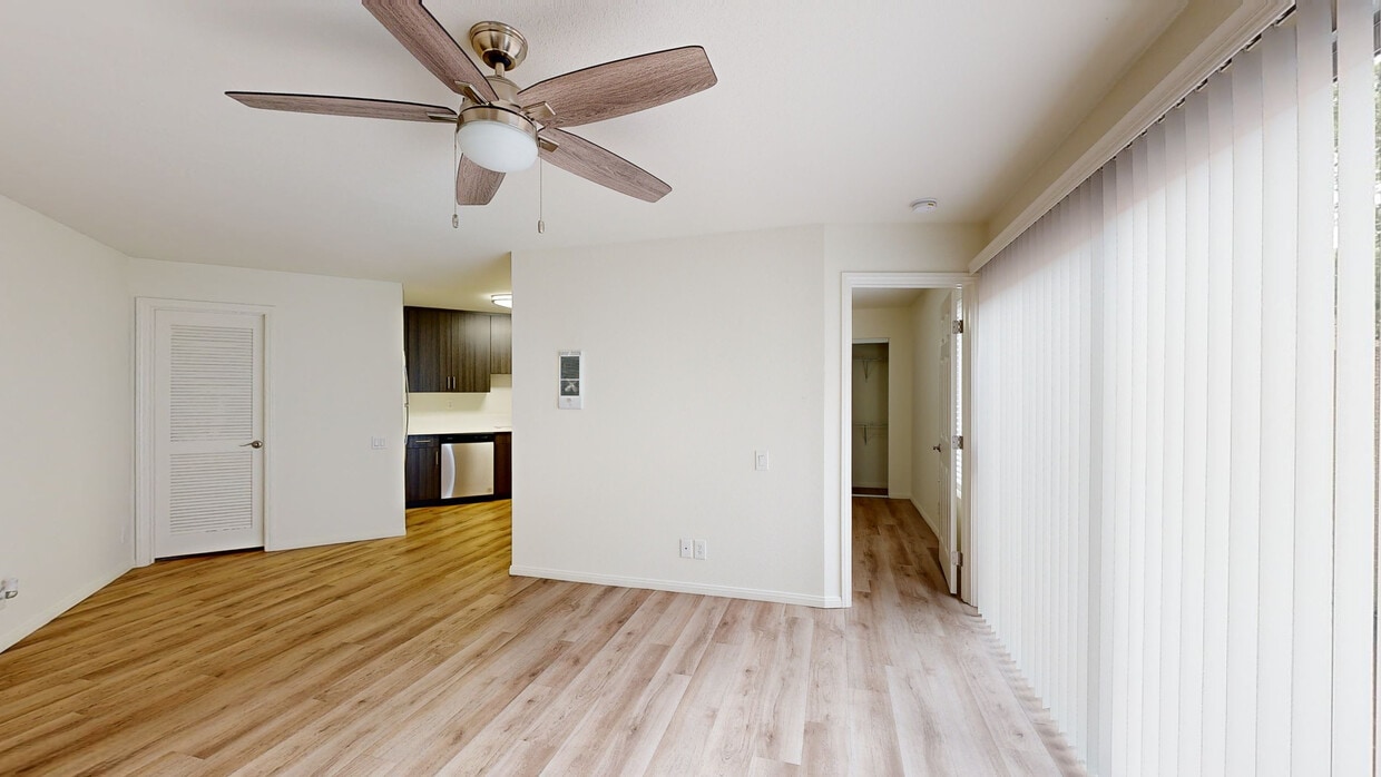 Photo - Village Square Apartments