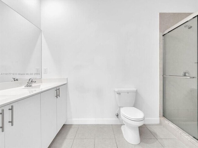 Foto del edificio - 4 bedroom in Miami Gardens FL 33169