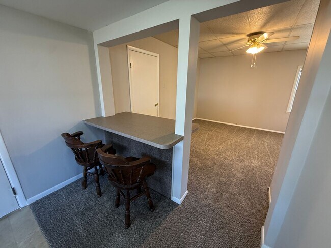 Foto del edificio - 1435 Viola Ave