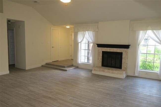 Foto del edificio - 12719 Ashford Brook Dr