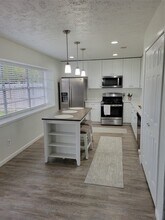 Building Photo - 3527 Almondwood Dr