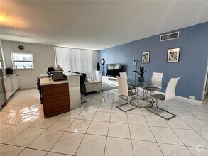 Building Photo - 4747 Collins Ave