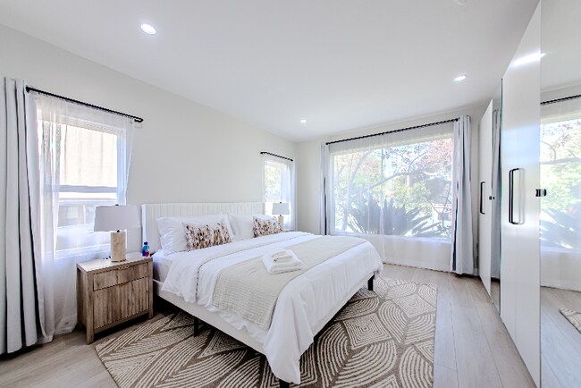 Foto del edificio - 507 N Formosa Ave