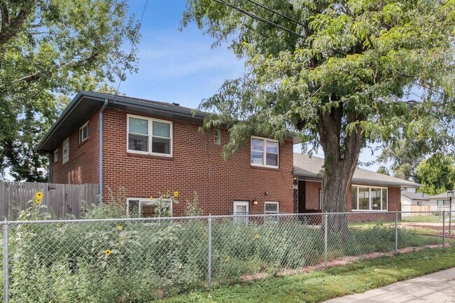 Building Photo - 4634 W 14th Ave