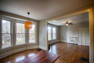 Building Photo - 2038 Bonnycastle Ave