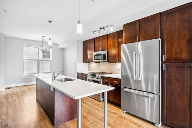 Building Photo - 5-Points 2BD, 2.5BA Townhome with Rooftop ...
