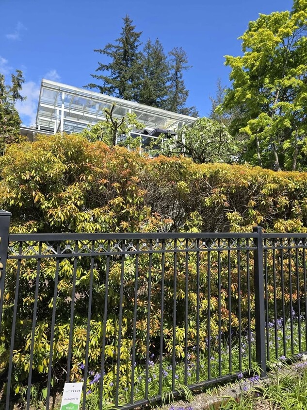 Photo du bâtiment - 160 29th St E