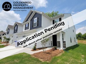 Building Photo - 909 Powder Crk Dr