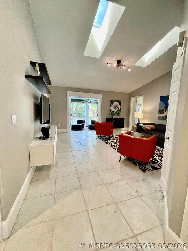 Foto del edificio - 1259 Denlow Ln