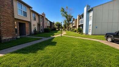 Building Photo - 11685 Alief Clodine Rd