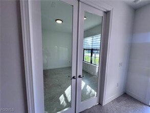 Building Photo - 3700 Passion Vine Dr