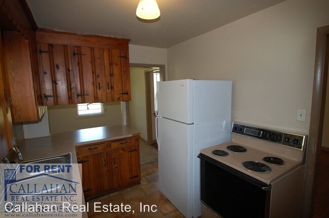 Building Photo - 4 br, 2 bath House - 11921 W 36th St