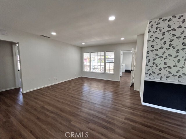 Foto del edificio - 4331 W 177th St