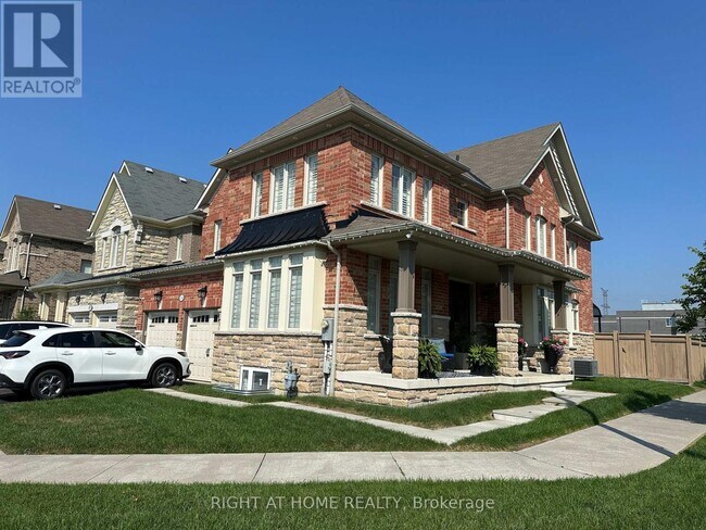 Photo du bâtiment - 116 Hurst Dr