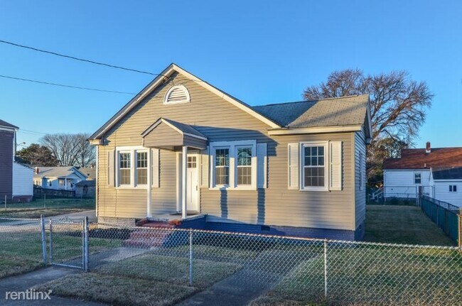 Foto del edificio - 3 br, 2 bath House - 3211 Madison Ave