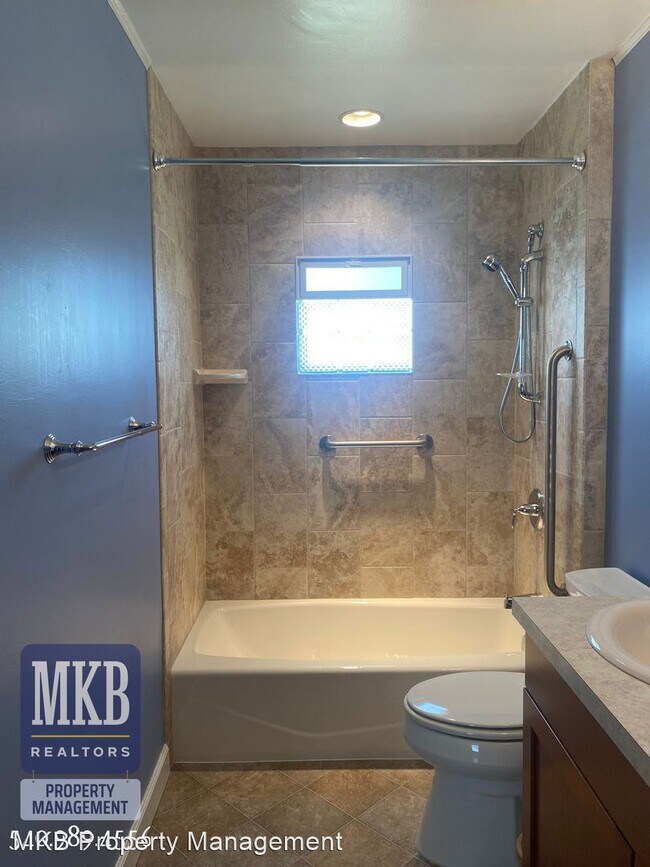 Foto del edificio - 4 br, 1.5 bath House - 508 Orlando Ave.
