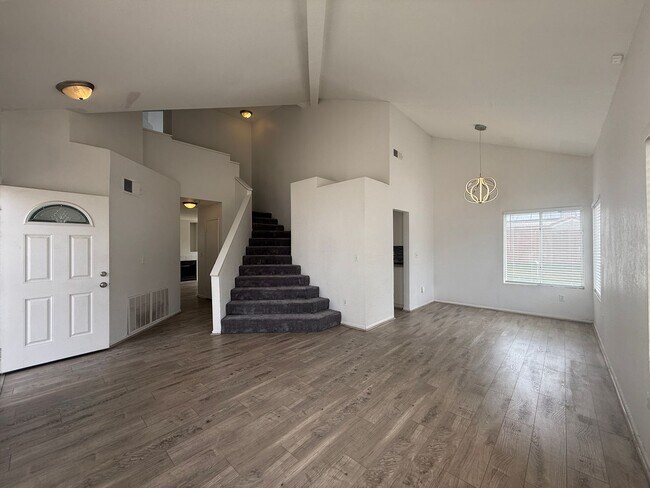 Foto del edificio - Lancaster 3 Bedroom + 3 Bathroom