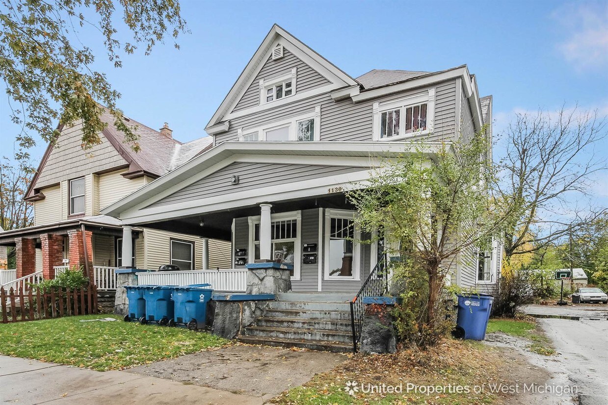 1136 Madison Ave SE Unit 1, Grand Rapids, MI 49507 Apartment for Rent