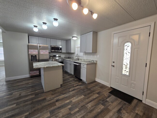 Foto del edificio - 2875 Bay Ave